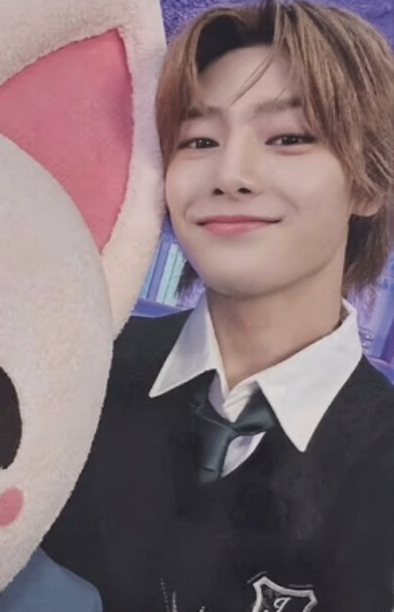 K-POP STRAY KIDS x SKZOO POP-UP & CAFE SKZOO'S MAGIC SCHOOL IN BUSAN REWARD I.N OFFICIAL PHOTOCARD