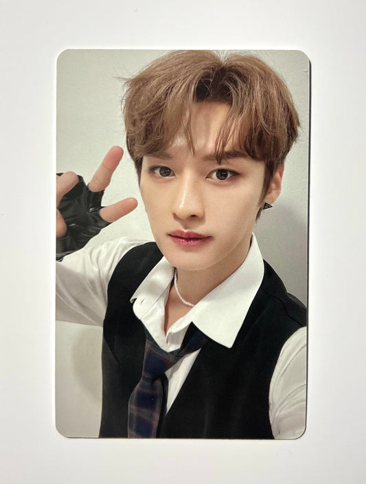 K-pop Stray Kids Christmas EveL LEE KNOW Official Photocard