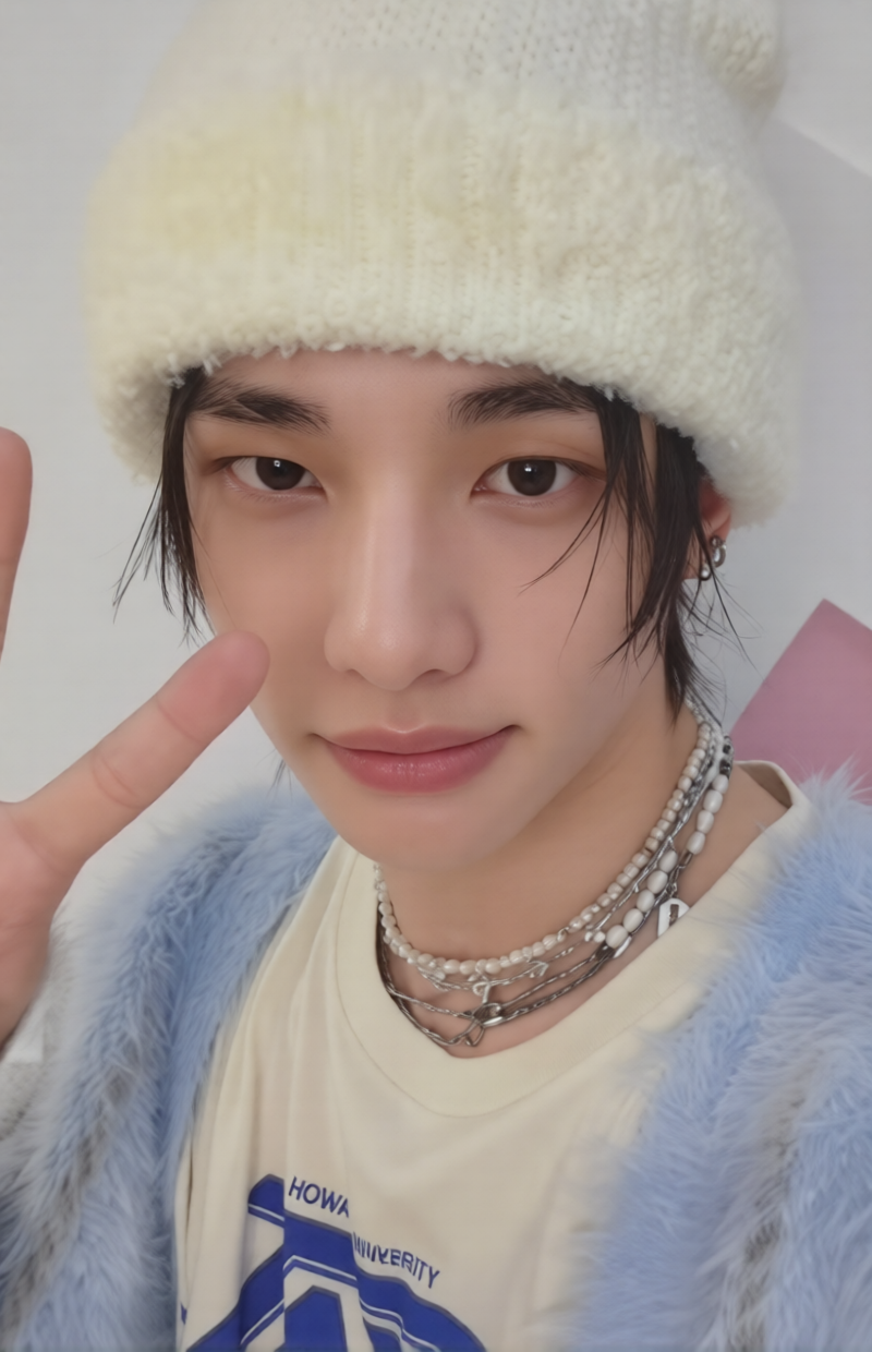 K-POP STRAY KIDS 5TH FANMEETING ‘SKZ 5’CLOCK’ STAY ZONE HYUNJIN OFFICIAL PHOTOCARD