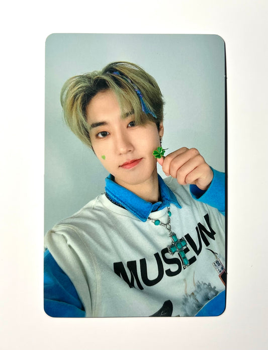 K-pop Stray Kids Social Path / Super Bowl -Japanese Ver.- STANDARD HAN JISUNG Official Photocard