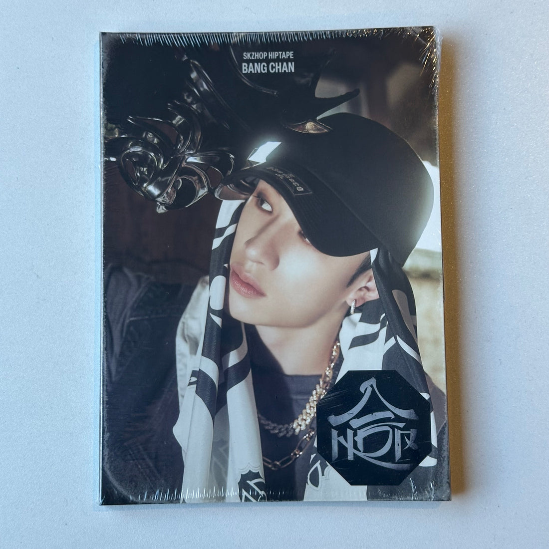 K-POP STRAY KIDS - SKZHOP HIPTAPE [合 (HOP)] (ACCORDION VER.) (8 VERSIONS)