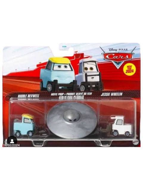 Disney Pixar Cars Nicole Revwell & Jessie Wheelin 1:55 Scale Diecast Figures 2 Pack