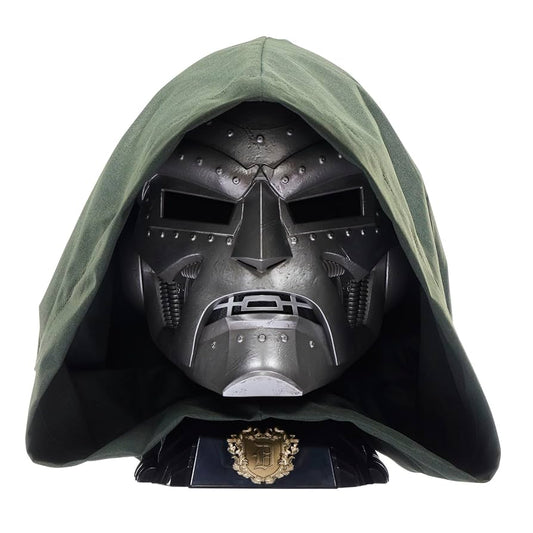 Hasbro : Marvel Legends Series Doctor Doom Premium Roleplay Helmet Comics Inspired Design *New In Box*