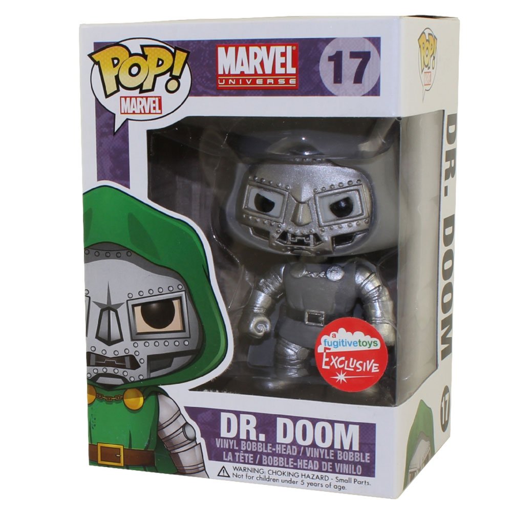 Funko POP! Marvel Universe #17 - DR DOOM Fugitive Toys Exclusive + PROTECTOR!