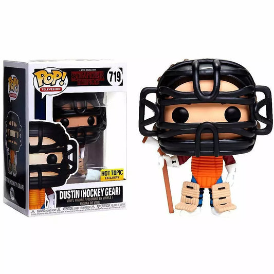 Funko Pop! Stranger Things Dustin (Hockey Gear) 719 Hot Topic Exclusive + Protector