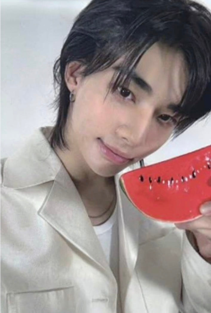 K-POP STRAY KIDS DICON VOLUME N°21 STRAY KIDS : Summer KraZy B-type HYUNJIN OFFICIAL PHOTOCARD