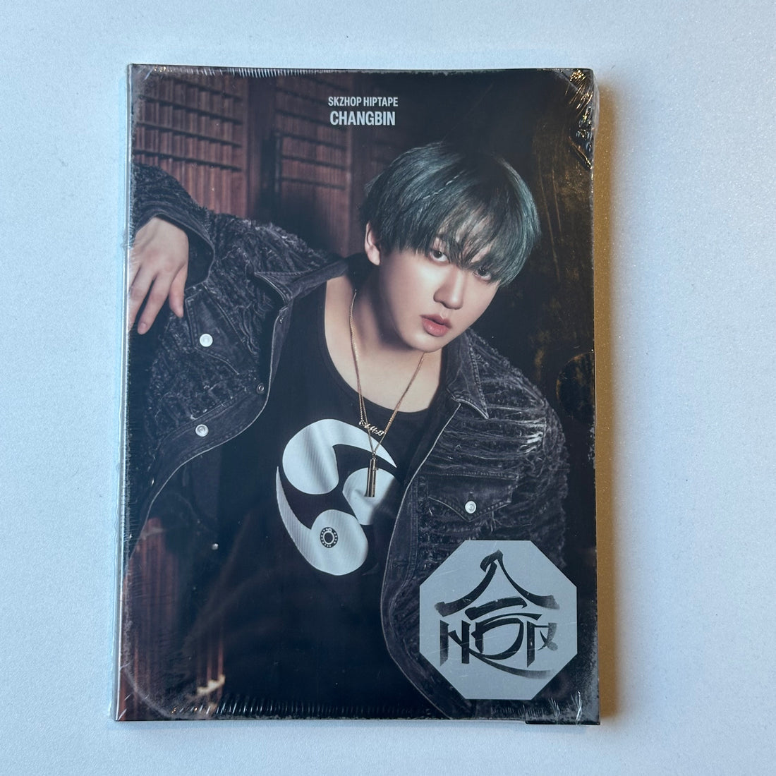 K-POP STRAY KIDS - SKZHOP HIPTAPE [合 (HOP)] (ACCORDION VER.) (8 VERSIONS)