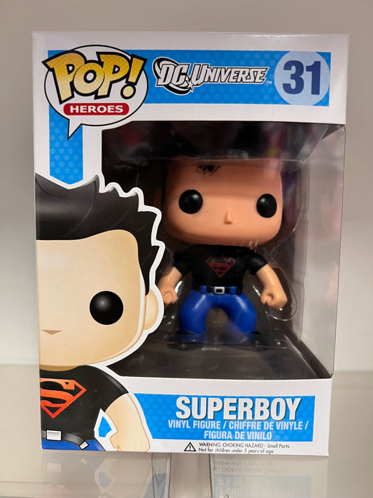 DC UNIVERSE SUPERBOY 31 FUNKO POP FIGURE+ PROTECTOR (VAULTED RARE)