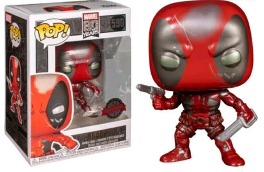 Funko Pop! Marvel 80 Years : Deadpool (Metallic) 590 Special Edition + Pop Protector