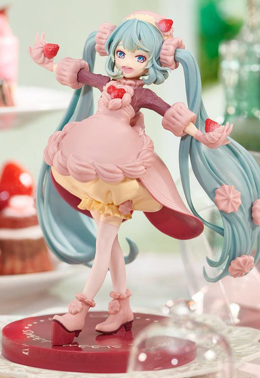 Hatsune Miku FURYU SweetSweets Series Figure -Strawberry Chocolate Short-