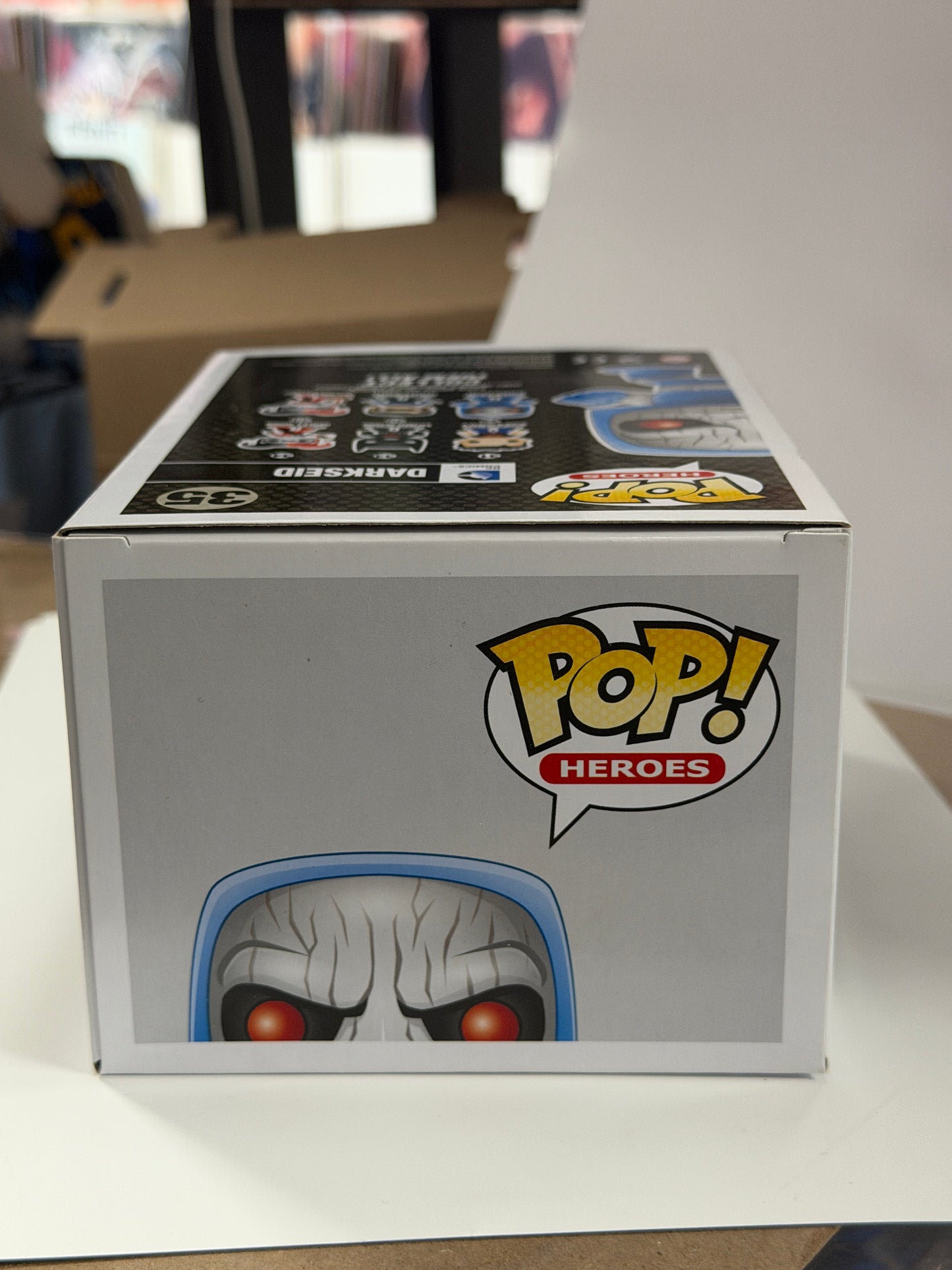 SALE!!! Funko POP! Movies: Justice league #1126 - Darkseid Special Edition + PROTECTOR! (Box Ware) (Copy)
