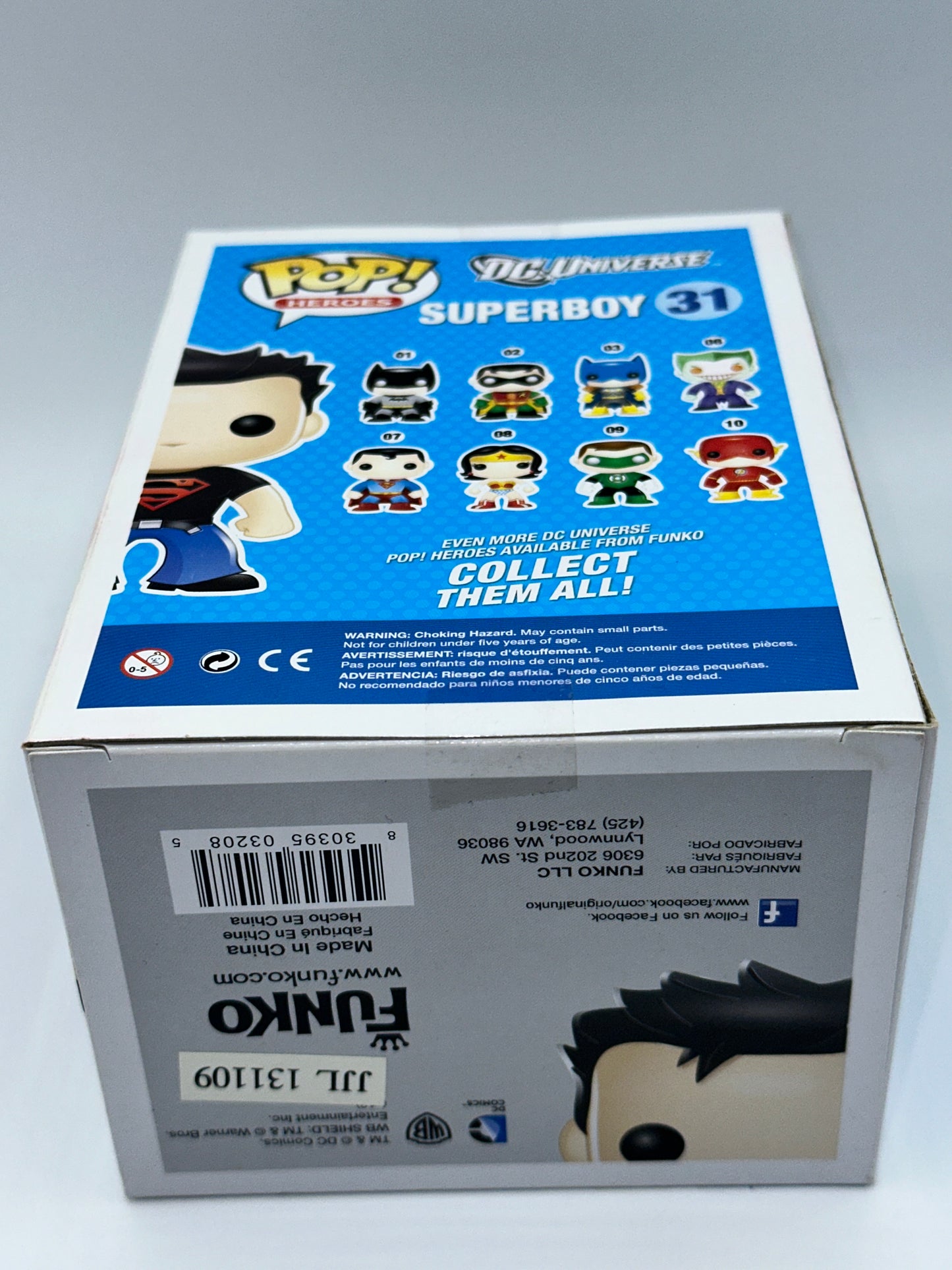 DC UNIVERSE SUPERBOY 31 FUNKO POP! (BOX CREASE) + PROTECTOR