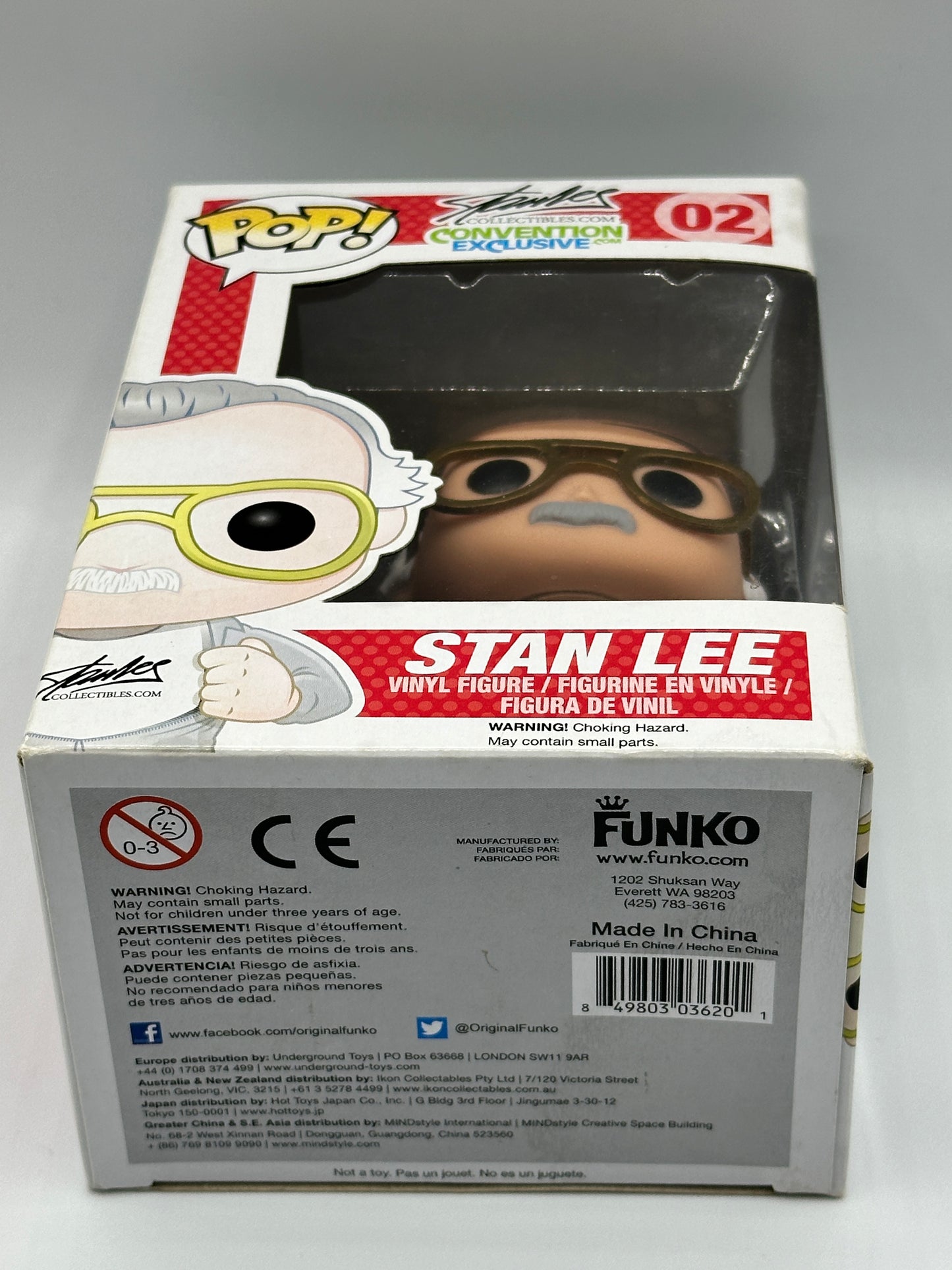 Stan Lee ( Fan Expo Canada ) (White Shoes) 02 Funko PoP! + PoP Protector