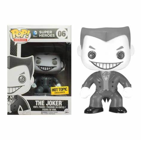 Funko POP! Heroes: DC #06 - The Joker Hot Topic Exclusive + PROTECTOR!