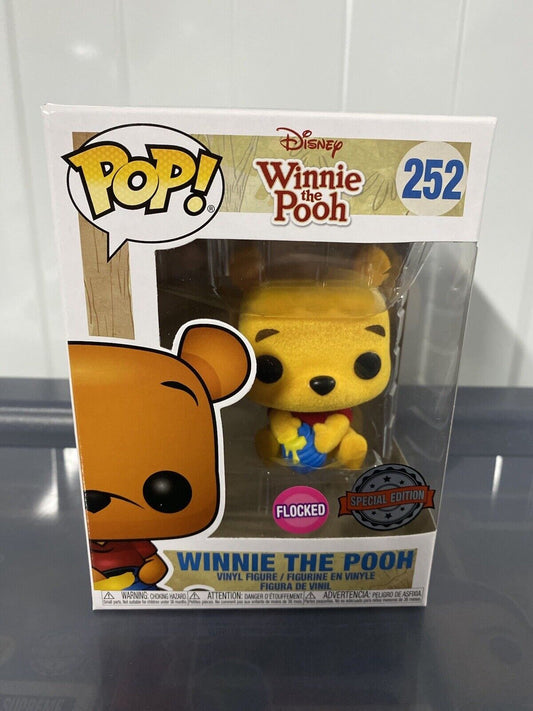 Funko Pop! Winnie the Pooh Flocked Special Edition 252 + PoP Protector